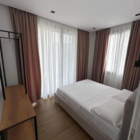 Apartment Riverside Tragjas