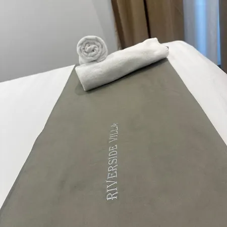 Riverside Apartment Trajas