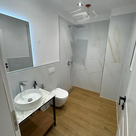 Riverside Apartment *