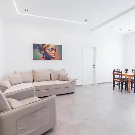 Apartamento Riverside Tragjas
