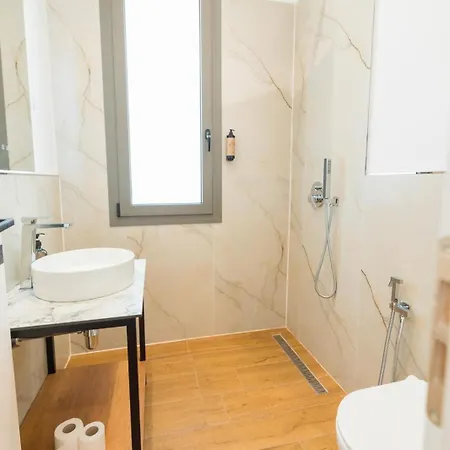 Riverside Apartament *