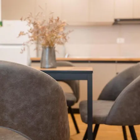 Apartament Riverside *