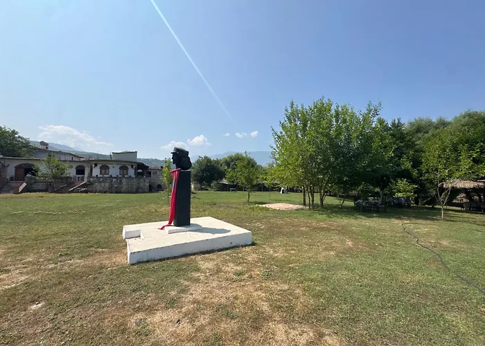 Riverside 公寓 Trajas